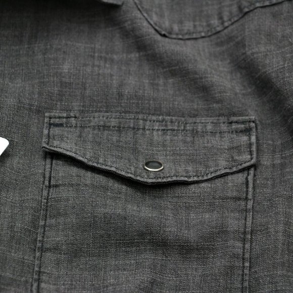 New Wrangler Slim Fit Denim Shirt Black Denim Color Men's Size XL Premium - Picture 3 of 10